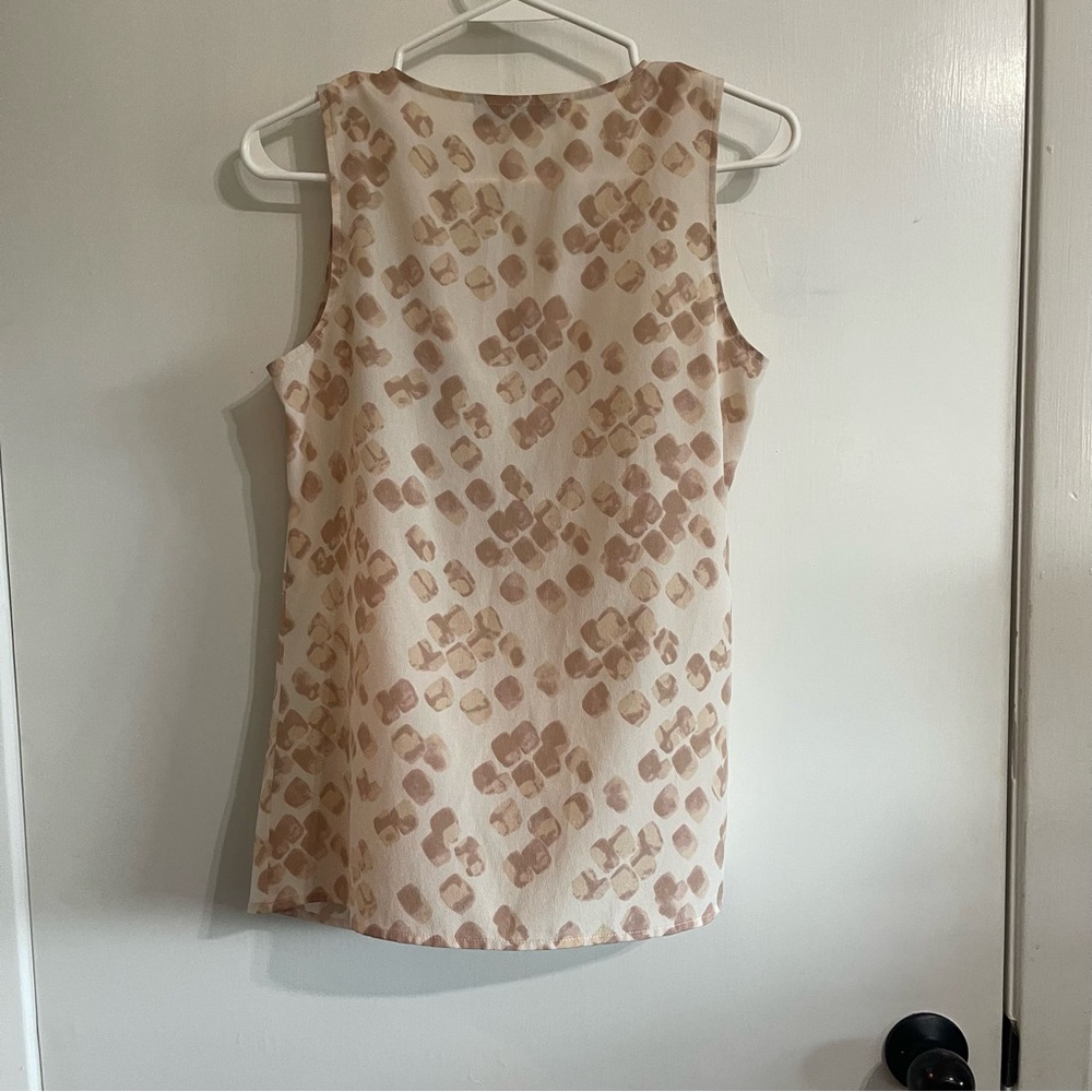 LOFT Beige and Cream Sleeveless Top - Picture 5 of 9